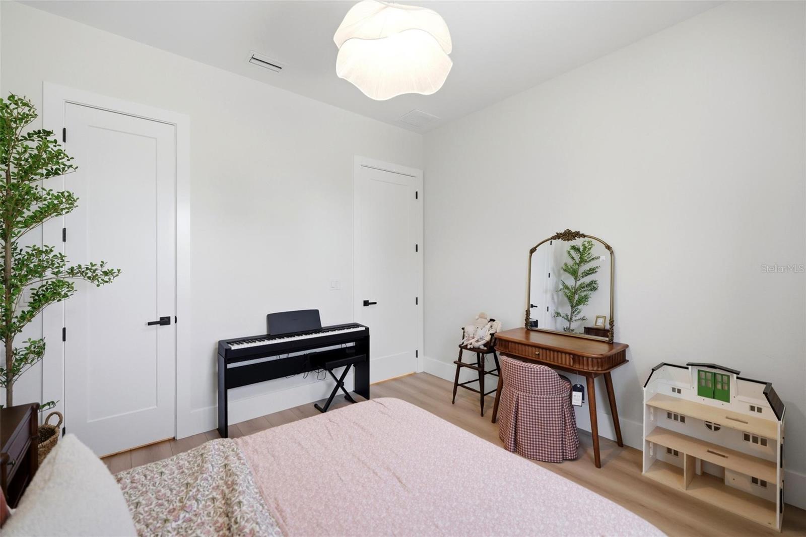 295 WHITE MARSH LN, ROTONDA WEST, FL, 33947