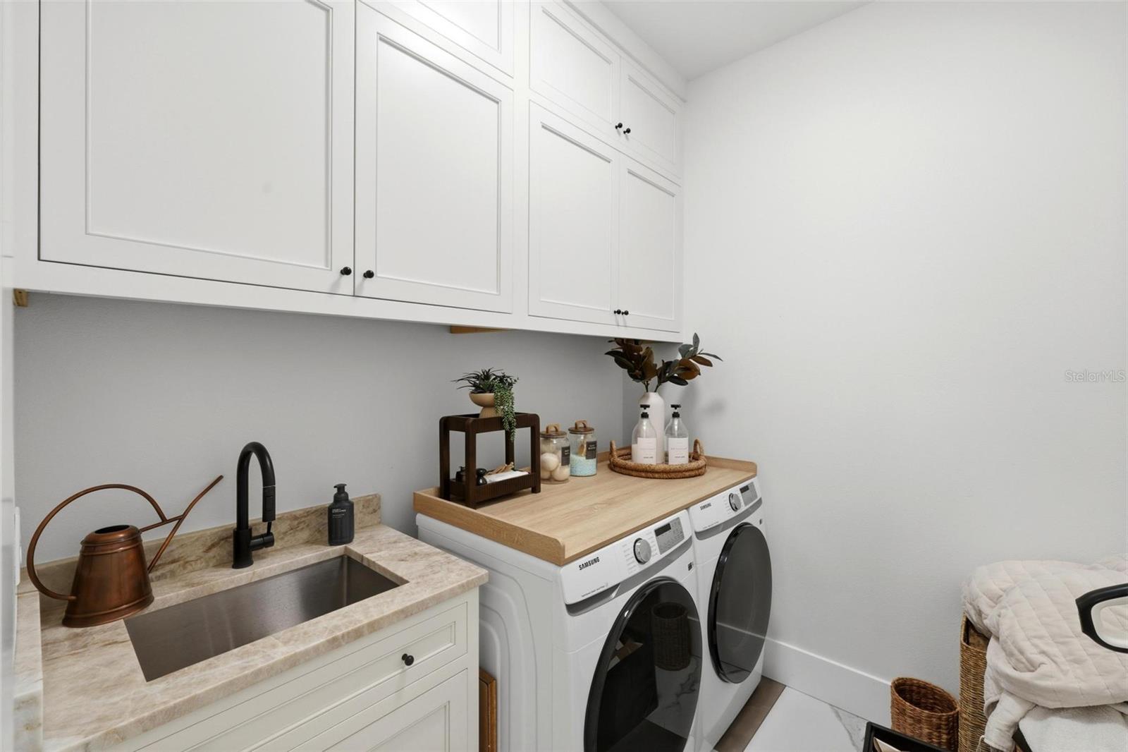 295 WHITE MARSH LN, ROTONDA WEST, FL, 33947