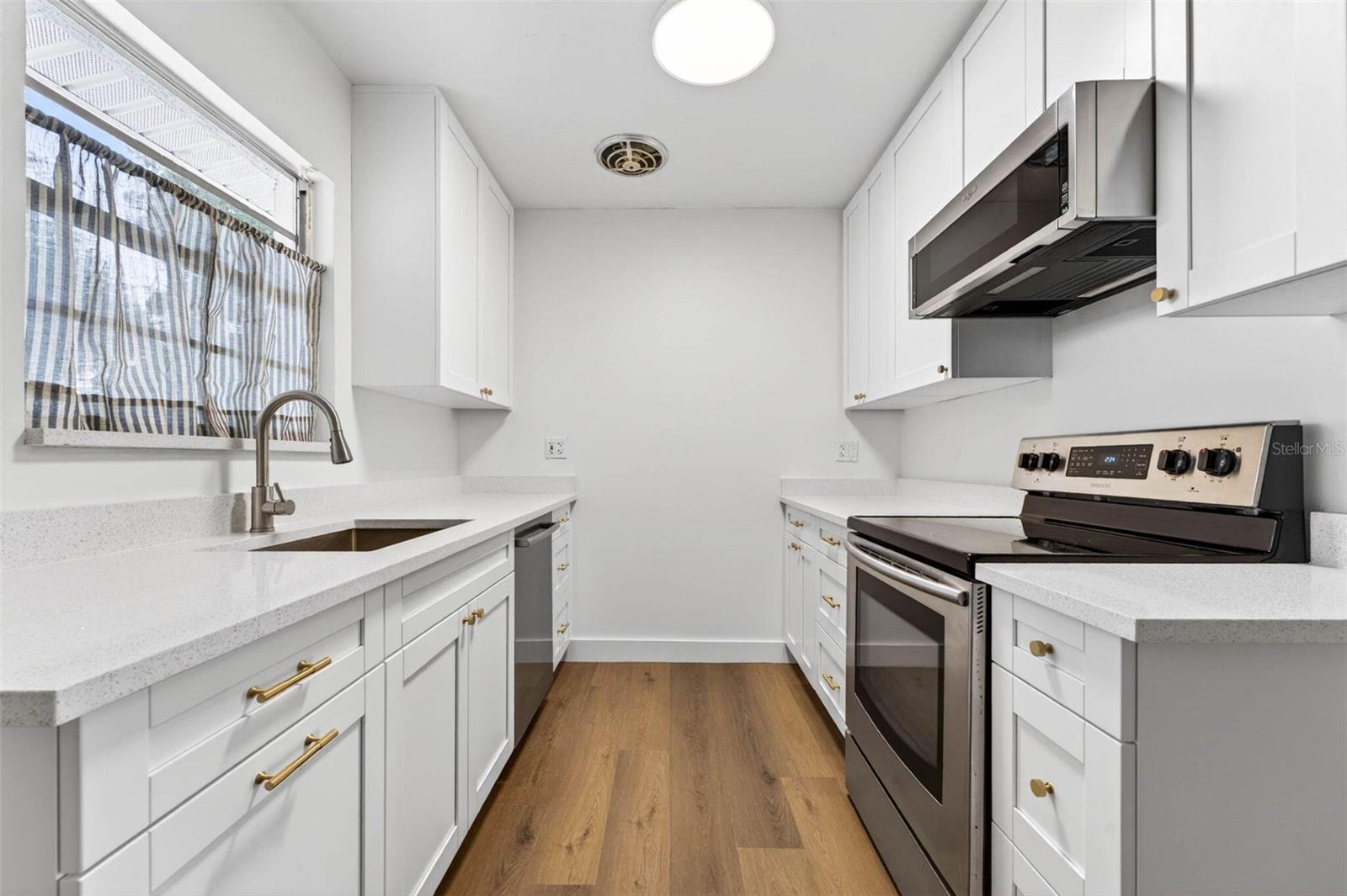 4426 W WYOMING AVE, TAMPA, FL, 33616