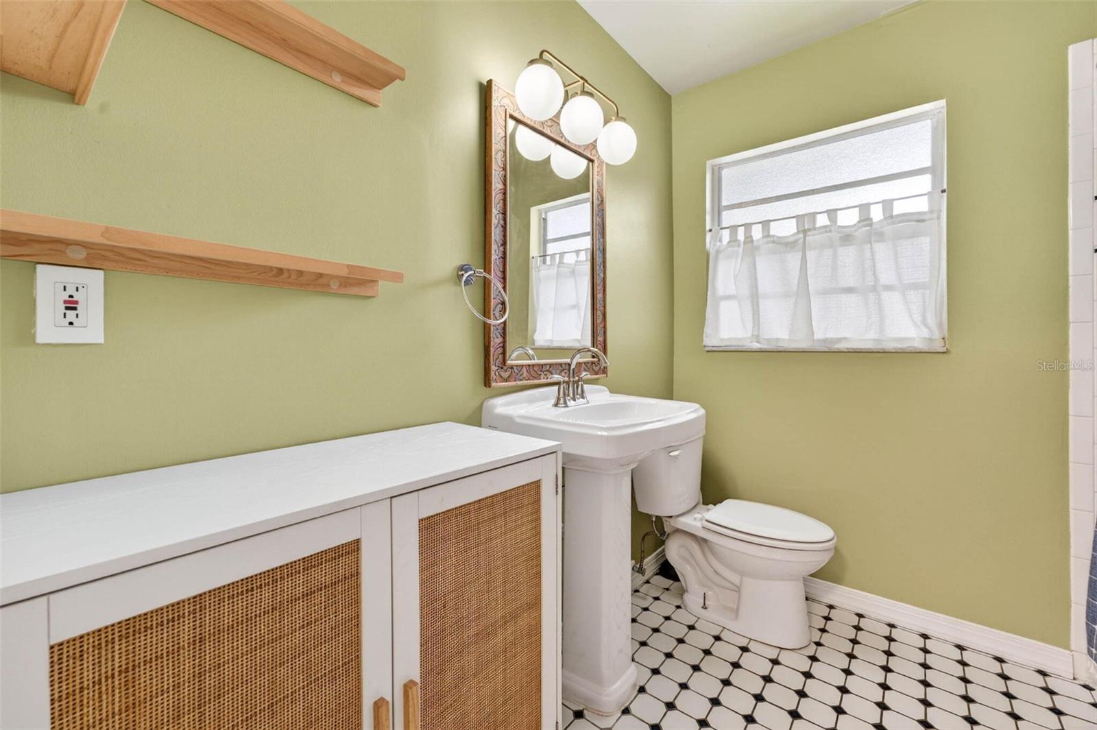 4426 W WYOMING AVE, TAMPA, FL, 33616