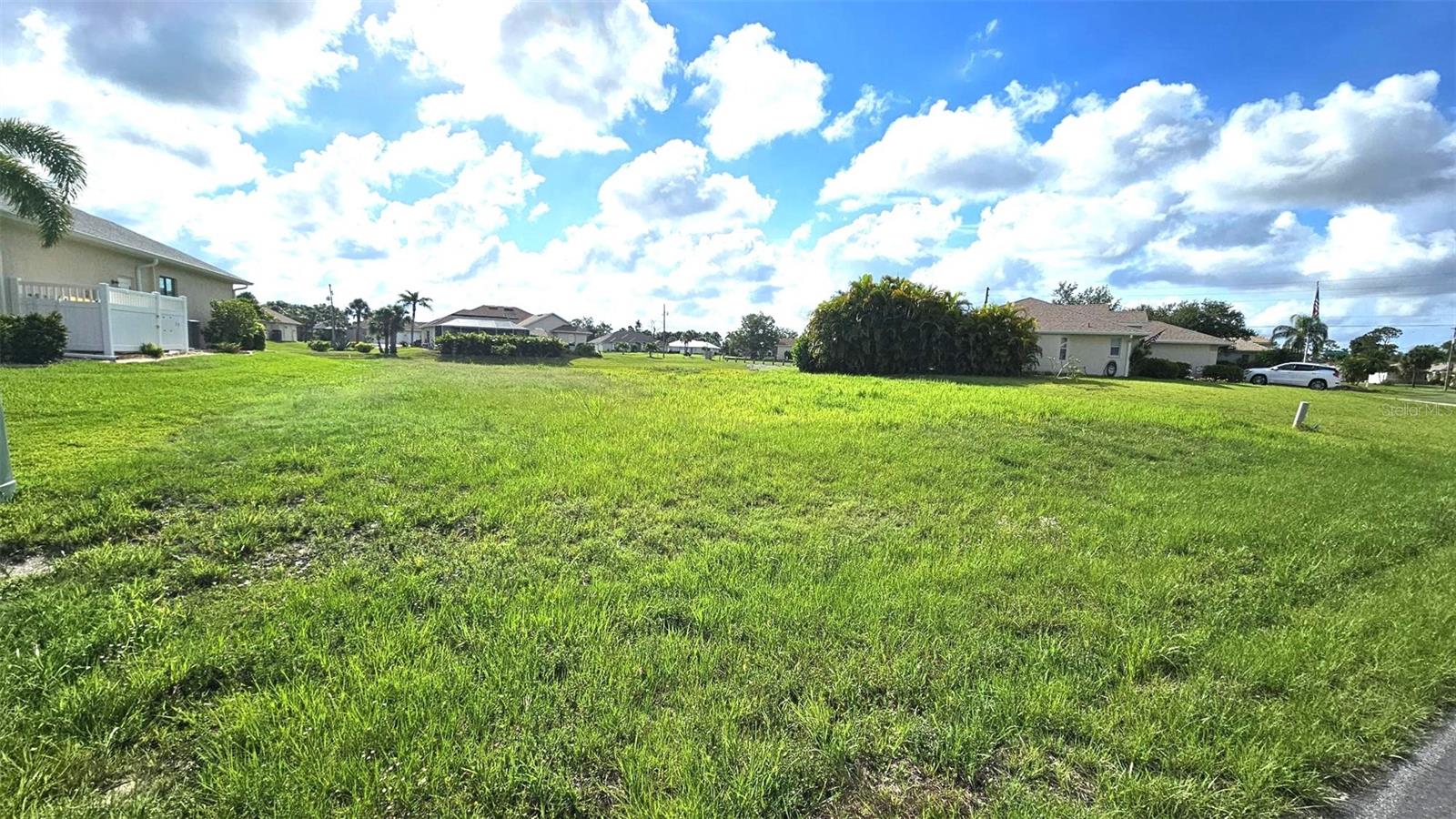 144 LONG MEADOW LN, ROTONDA WEST, FL, 33947