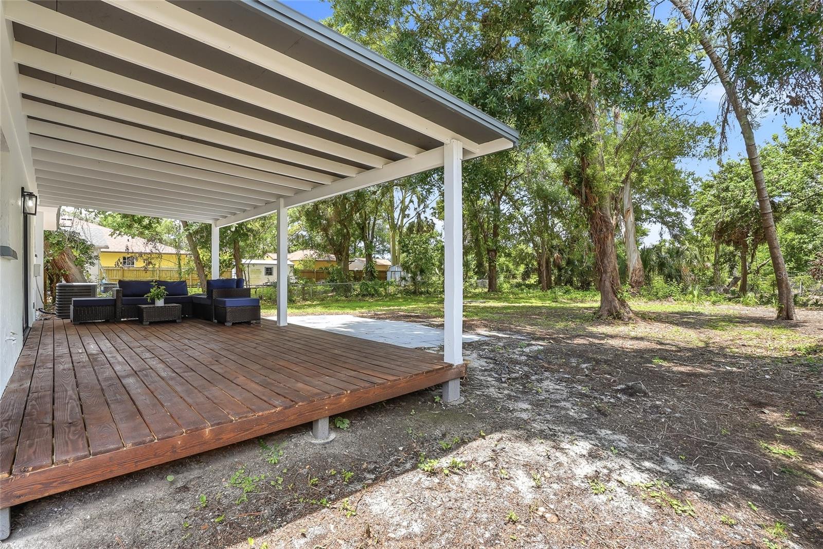 8709 FOUNTAIN AVE, TAMPA, FL, 33615