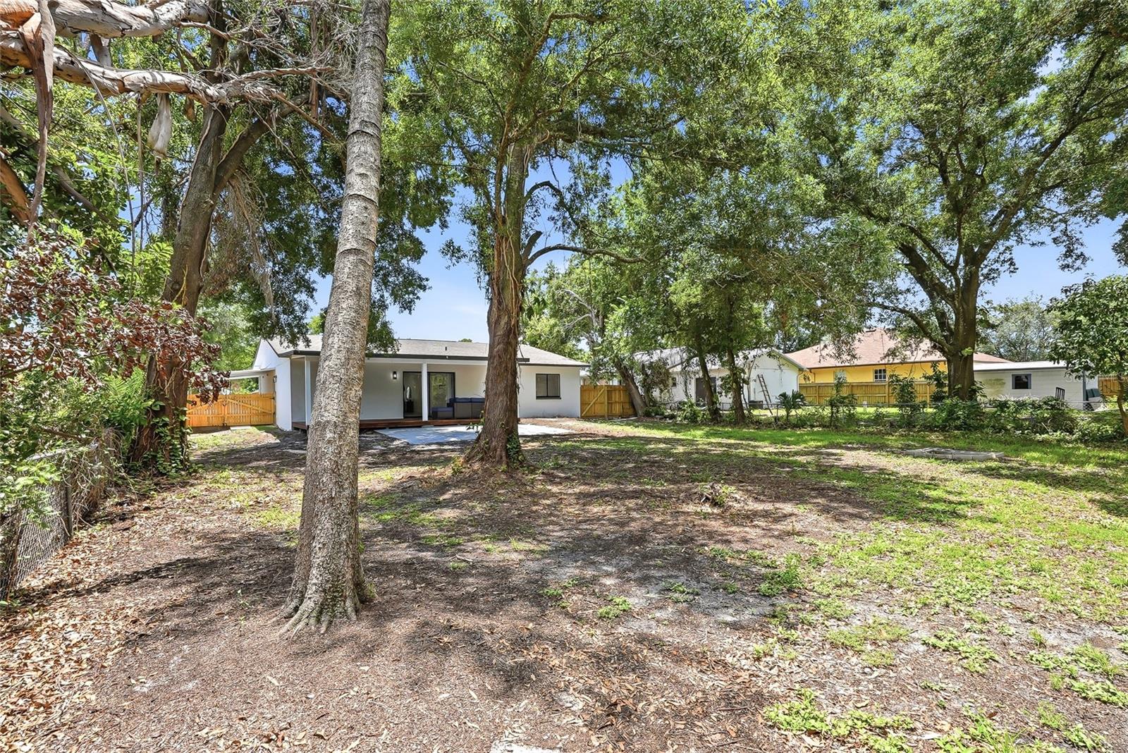 8709 FOUNTAIN AVE, TAMPA, FL, 33615