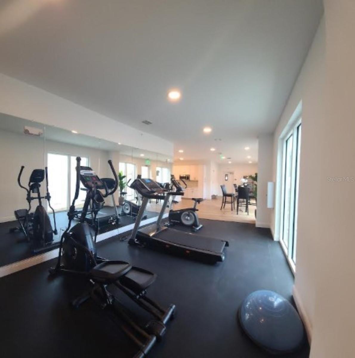 644 3RD AVE S #408, ST PETERSBURG, FL, 33701