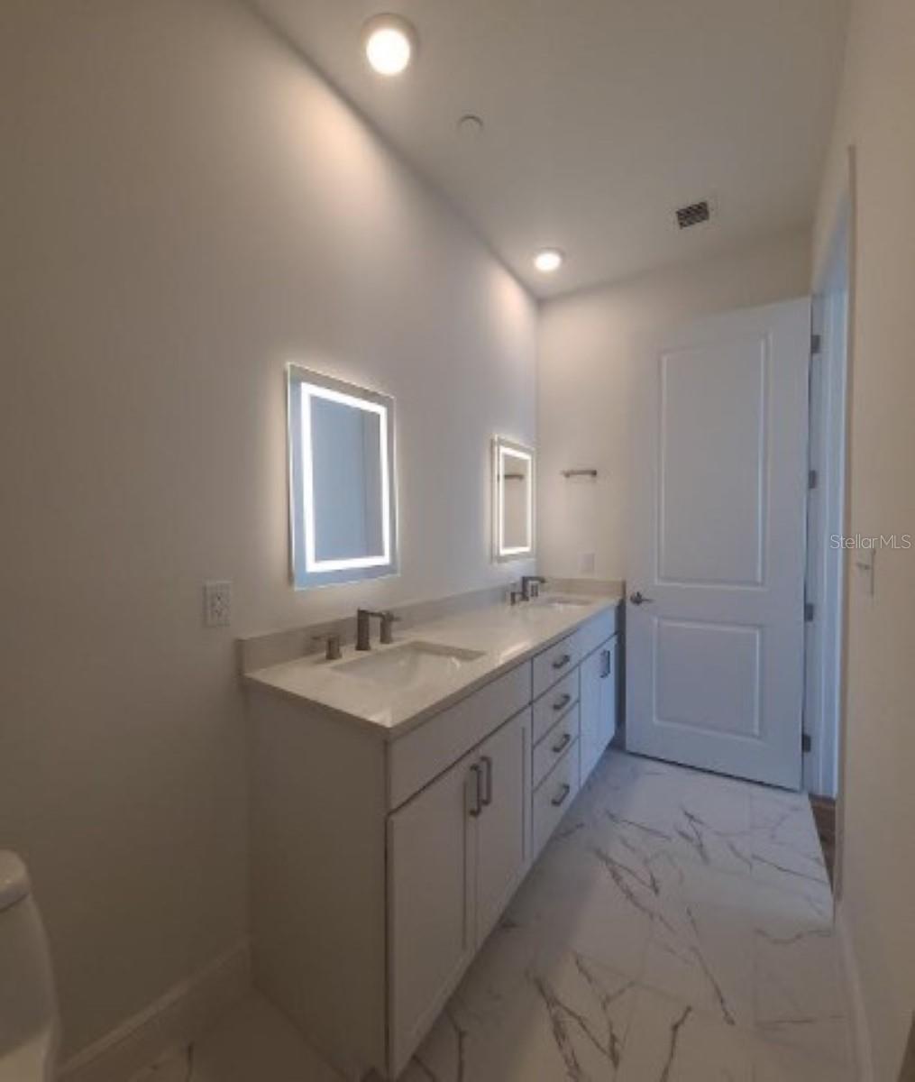 644 3RD AVE S #408, ST PETERSBURG, FL, 33701