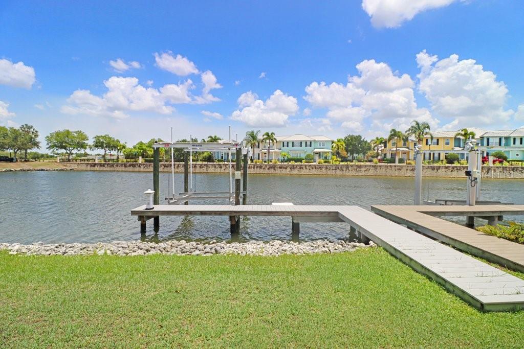 5425 WISHING ARCH DR, APOLLO BEACH, FL, 33572