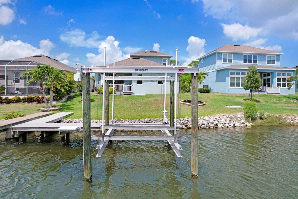 5425 WISHING ARCH DR, APOLLO BEACH, FL, 33572
