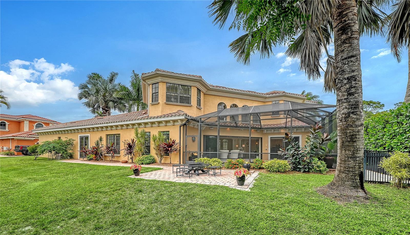 1630 ASSISI DR #18, SARASOTA, FL, 34231