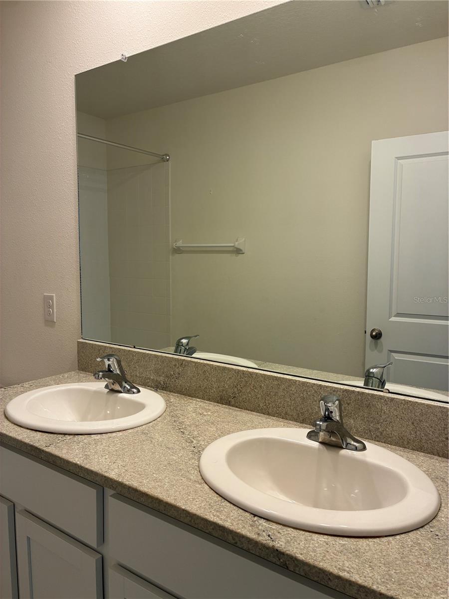 2755 COMMON FIG RUN, WESLEY CHAPEL, FL, 33543