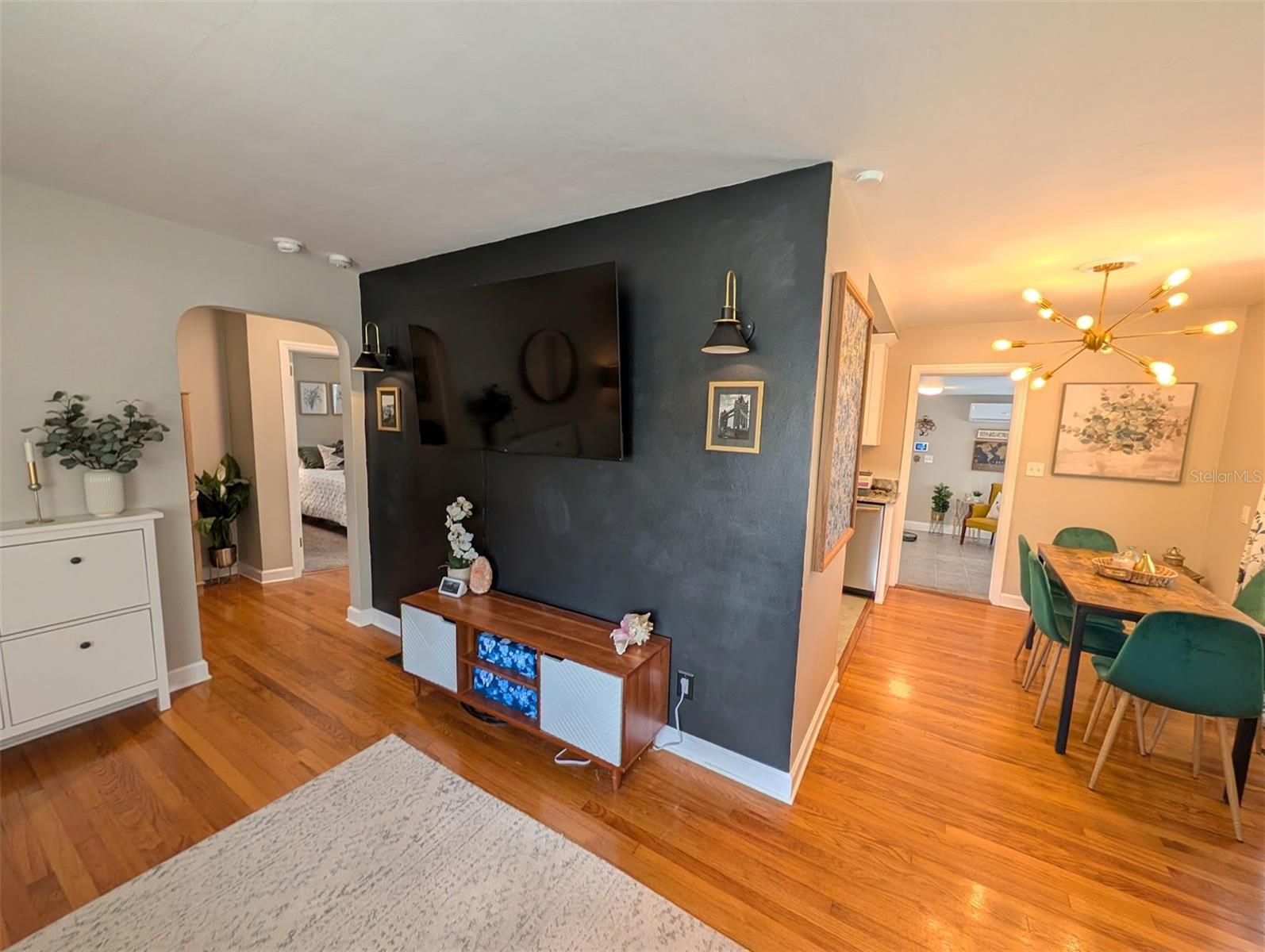 4332 9TH AVE N, ST PETERSBURG, FL, 33713