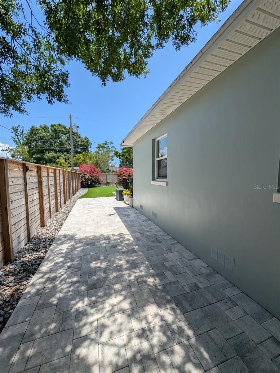 4332 9TH AVE N, ST PETERSBURG, FL, 33713