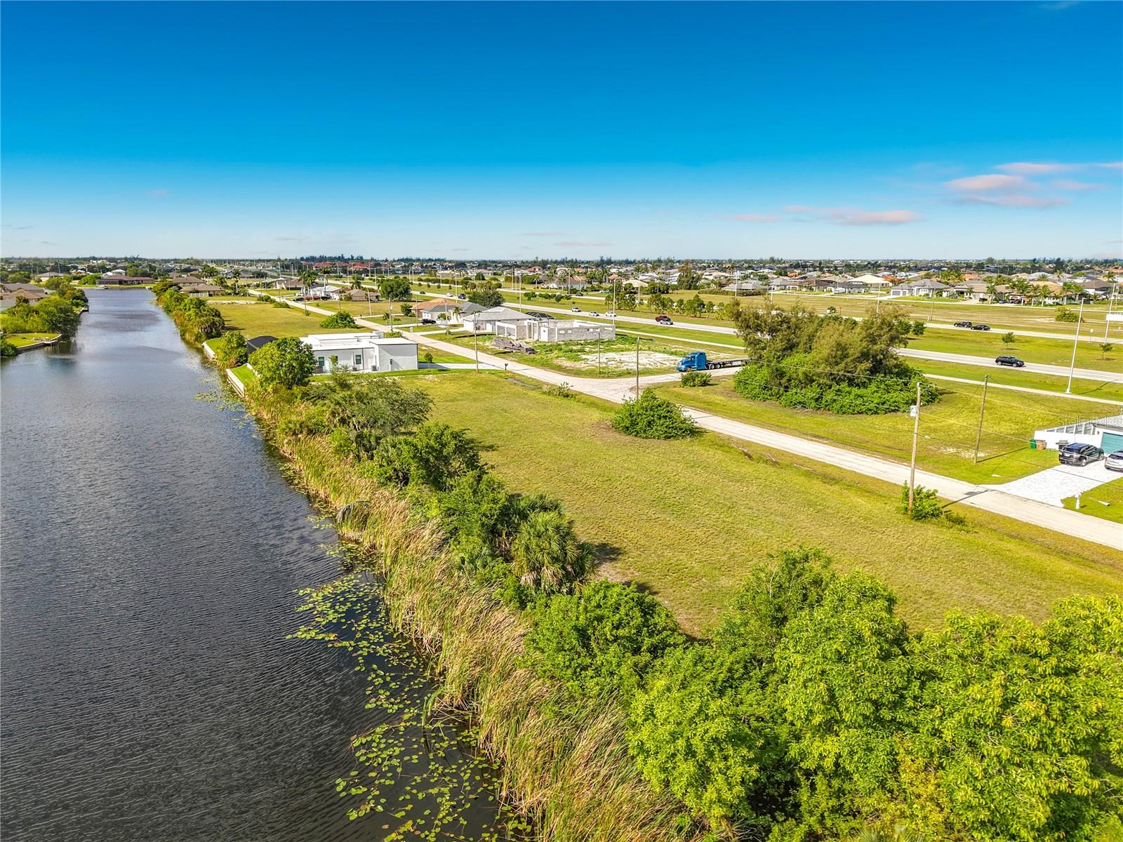 407 NW 31ST PL, CAPE CORAL, FL, 33993