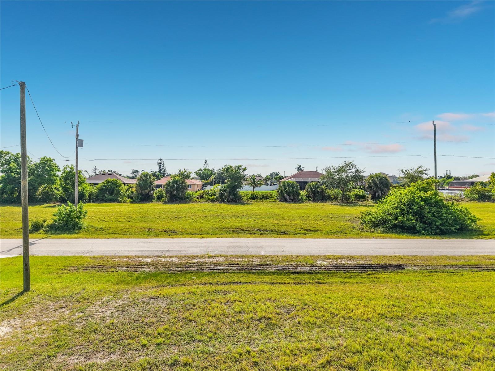 407 NW 31ST PL, CAPE CORAL, FL, 33993