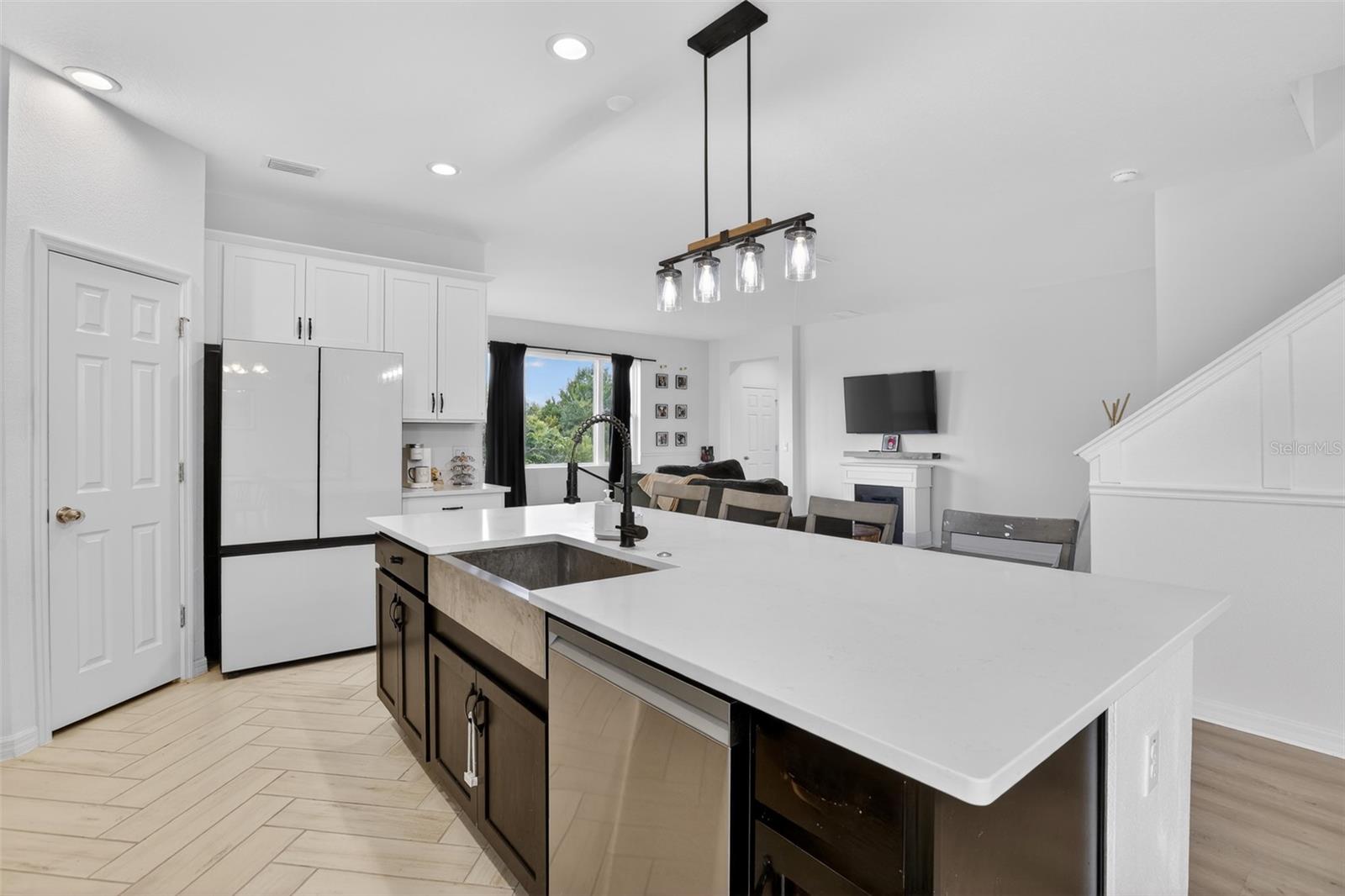 589 JUPITER BEACH RD, GROVELAND, FL, 34736