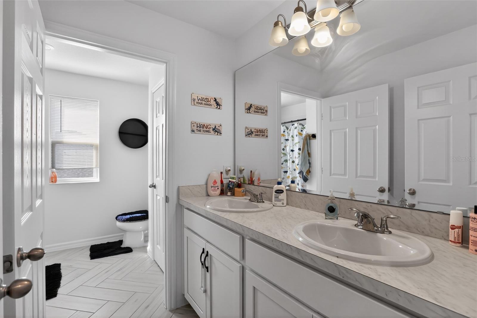 589 JUPITER BEACH RD, GROVELAND, FL, 34736