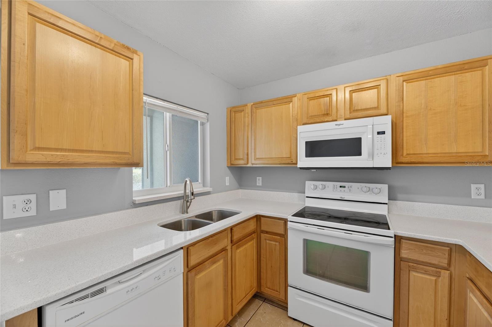 2258 FLUORSHIRE DR, BRANDON, FL, 33511