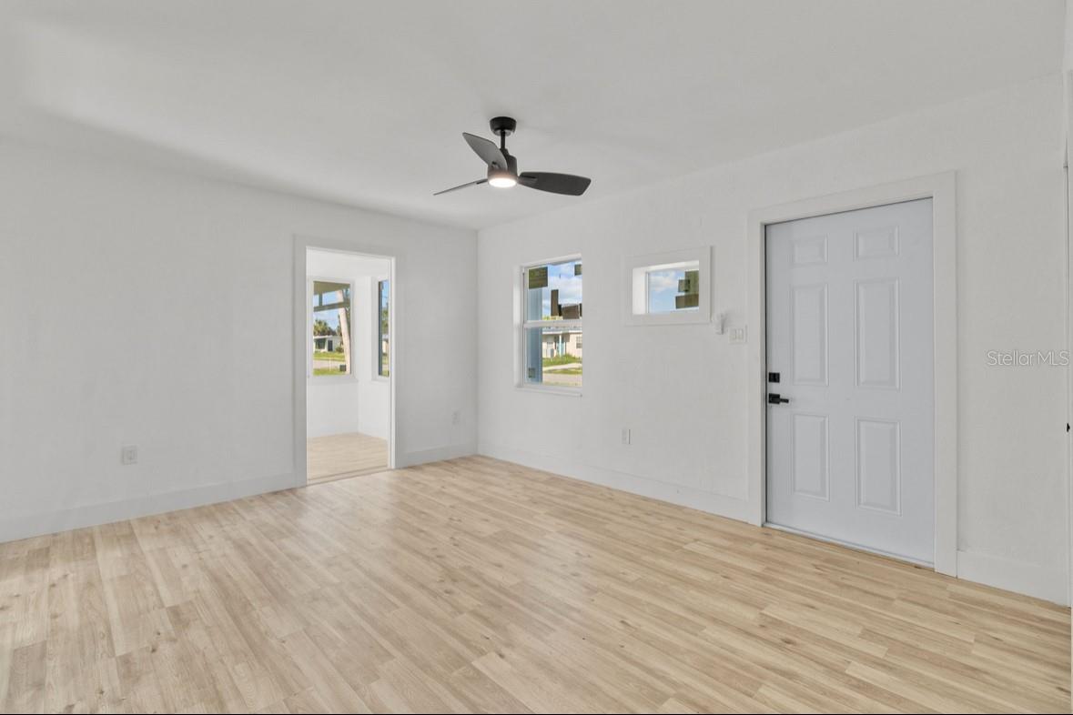 2352 EDNOR ST, PORT CHARLOTTE, FL, 33952