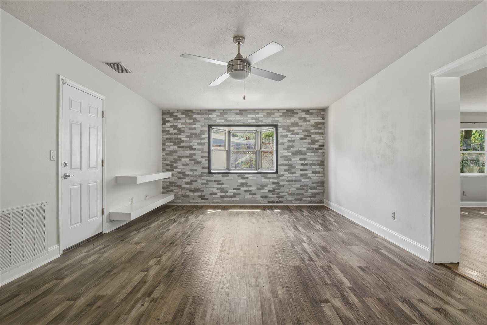 1120 W MAGNOLIA ST, CLERMONT, FL, 34711