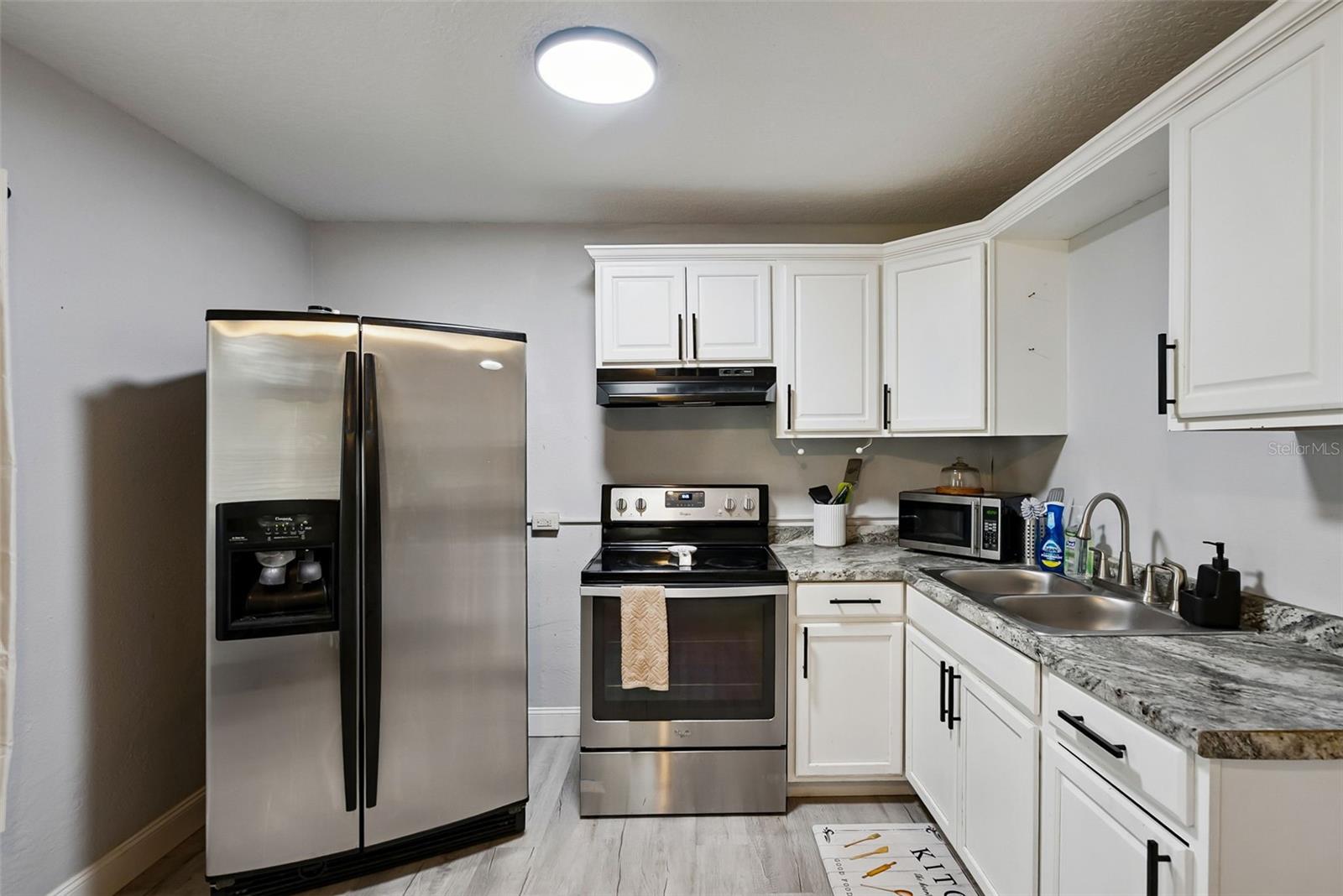 335 E WALTS AVE, DELAND, FL, 32724
