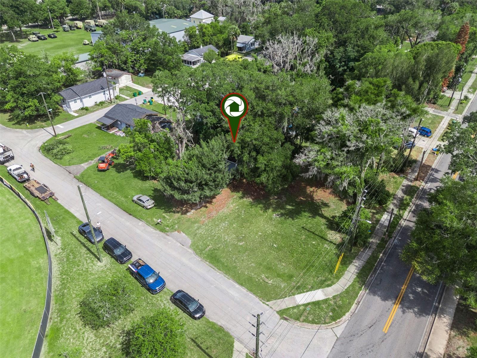 335 E WALTS AVE, DELAND, FL, 32724