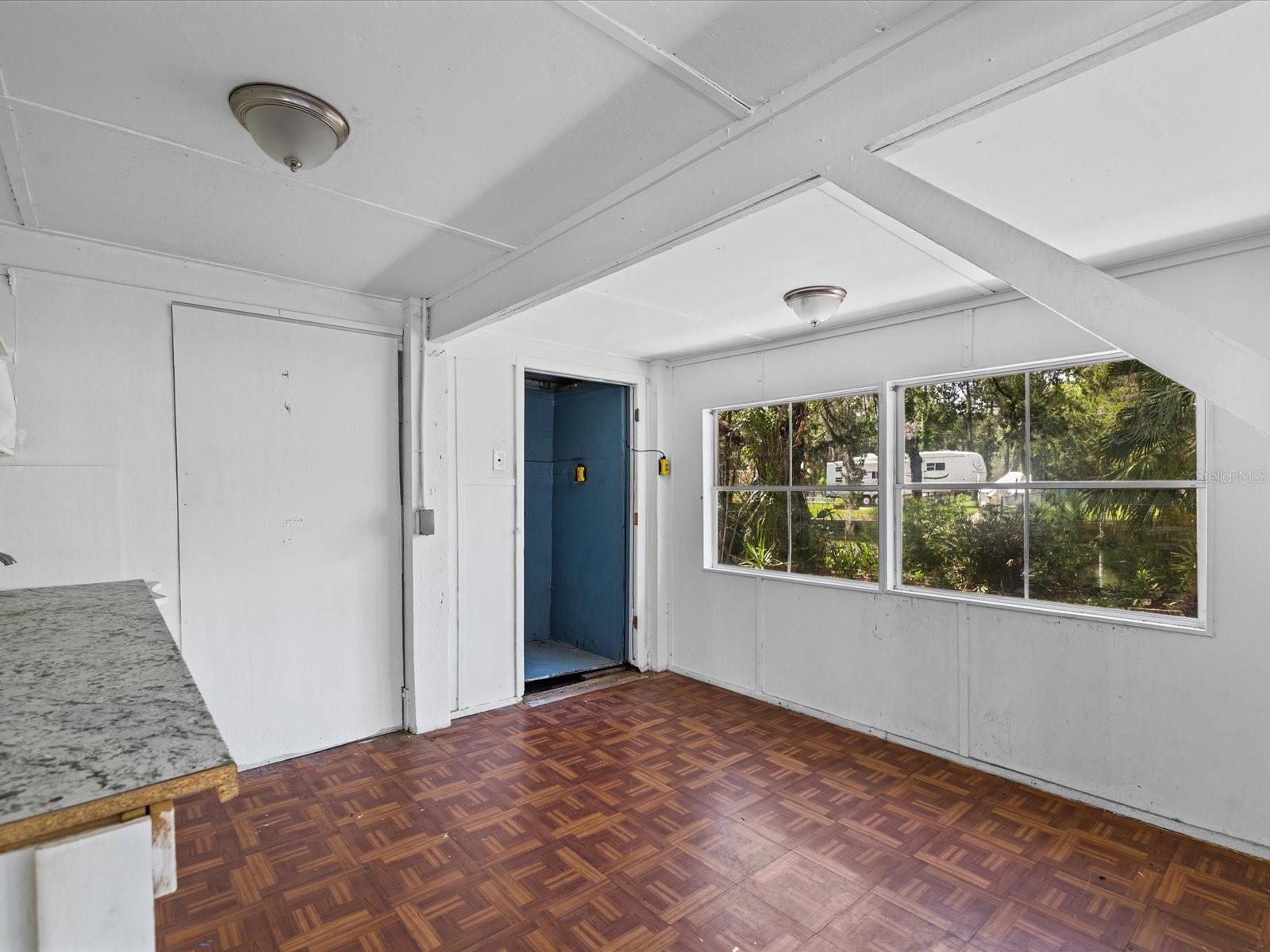 6150 ISLAND DR, WEEKI WACHEE, FL, 34607