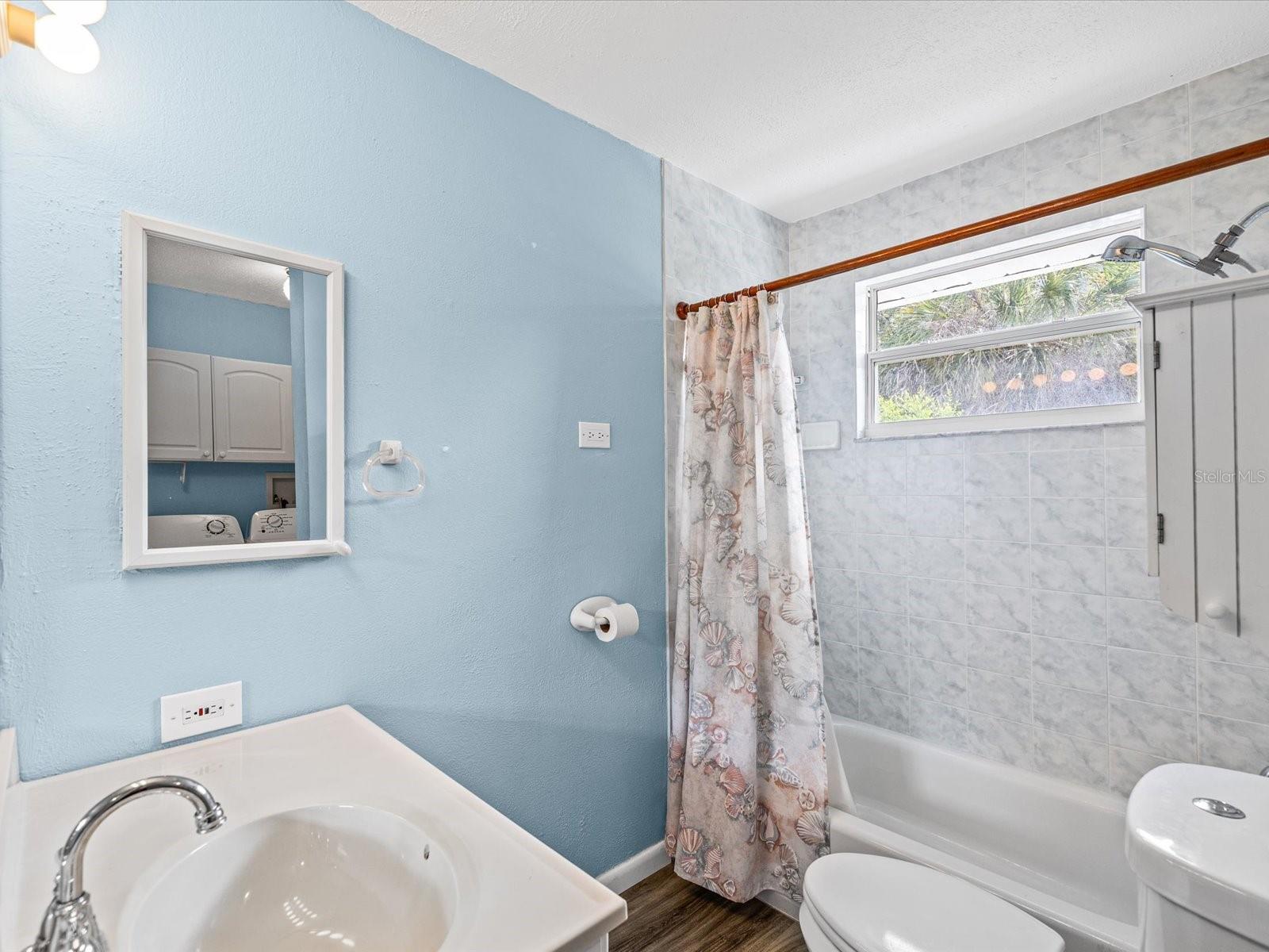 6150 ISLAND DR, WEEKI WACHEE, FL, 34607