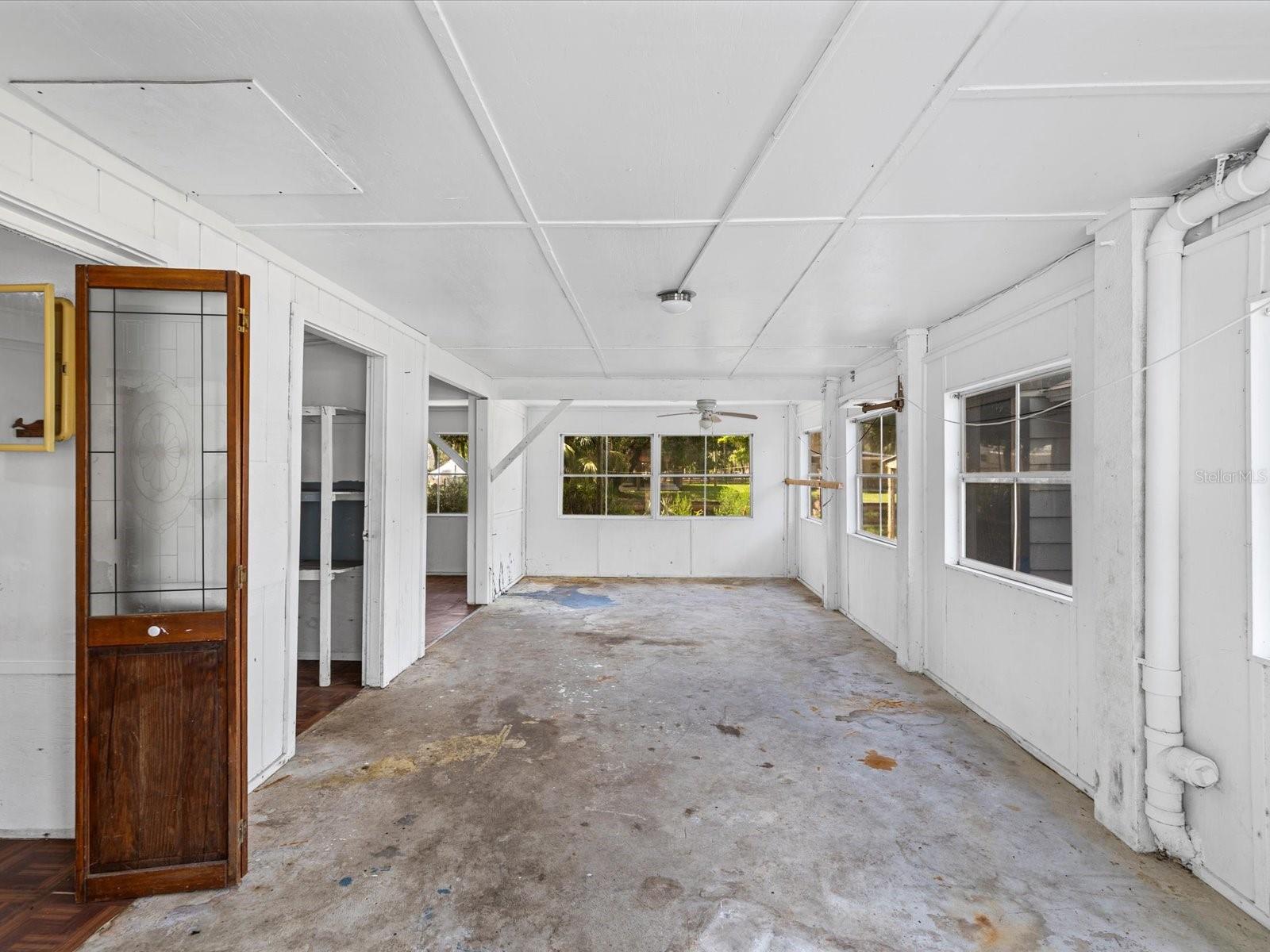6150 ISLAND DR, WEEKI WACHEE, FL, 34607