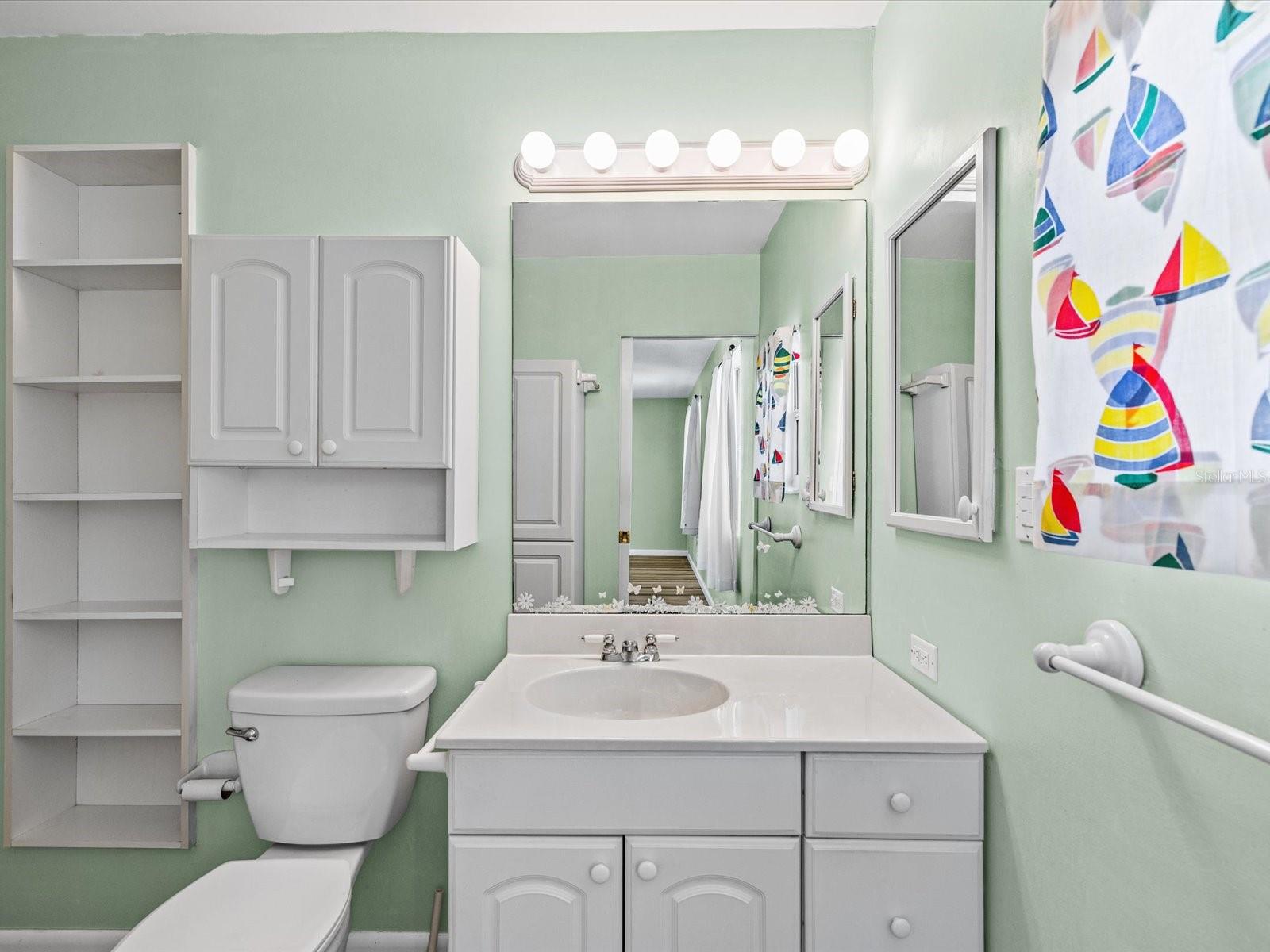 6150 ISLAND DR, WEEKI WACHEE, FL, 34607