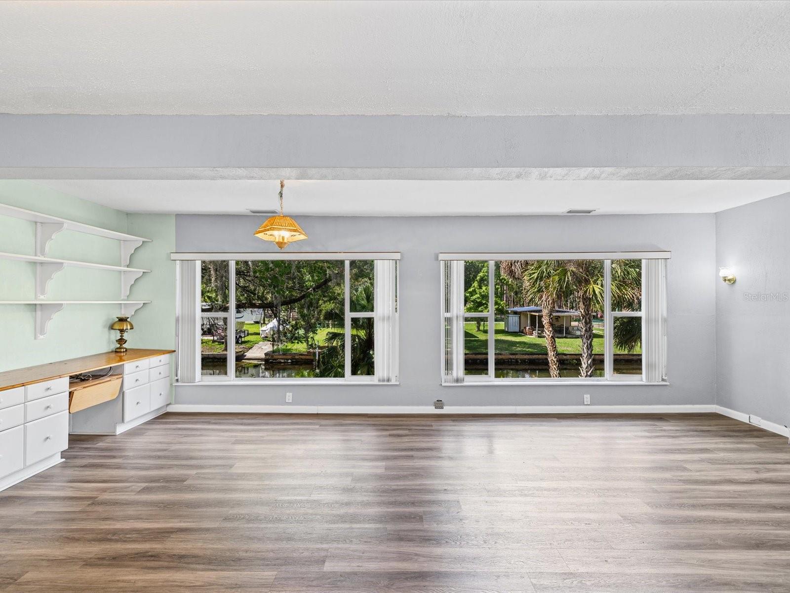 6150 ISLAND DR, WEEKI WACHEE, FL, 34607