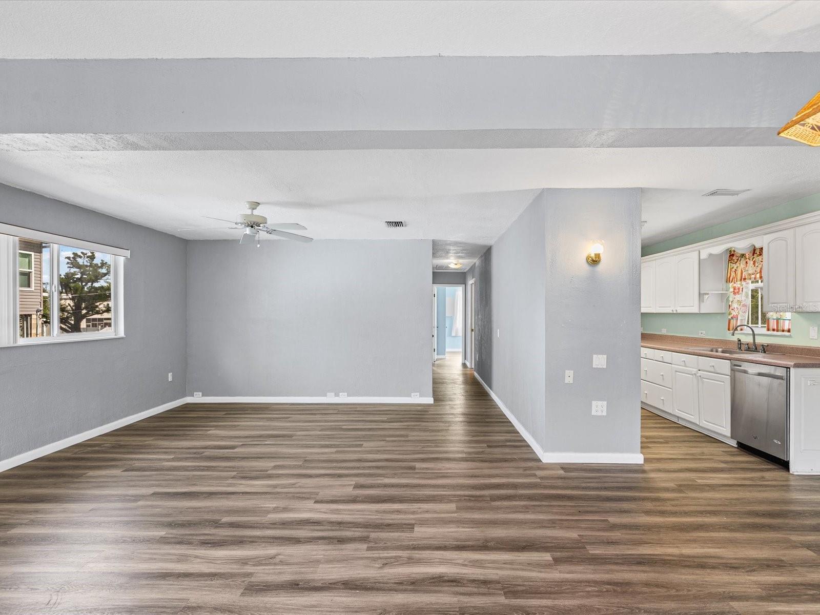 6150 ISLAND DR, WEEKI WACHEE, FL, 34607