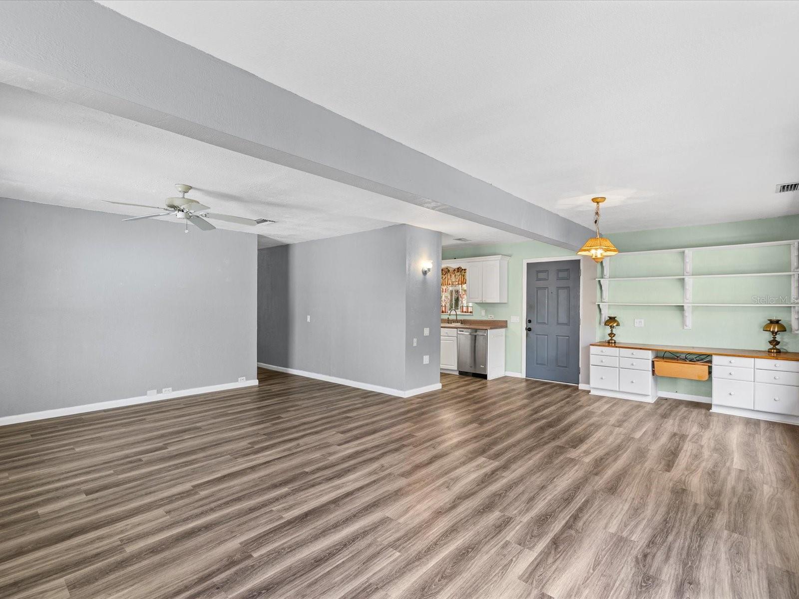 6150 ISLAND DR, WEEKI WACHEE, FL, 34607