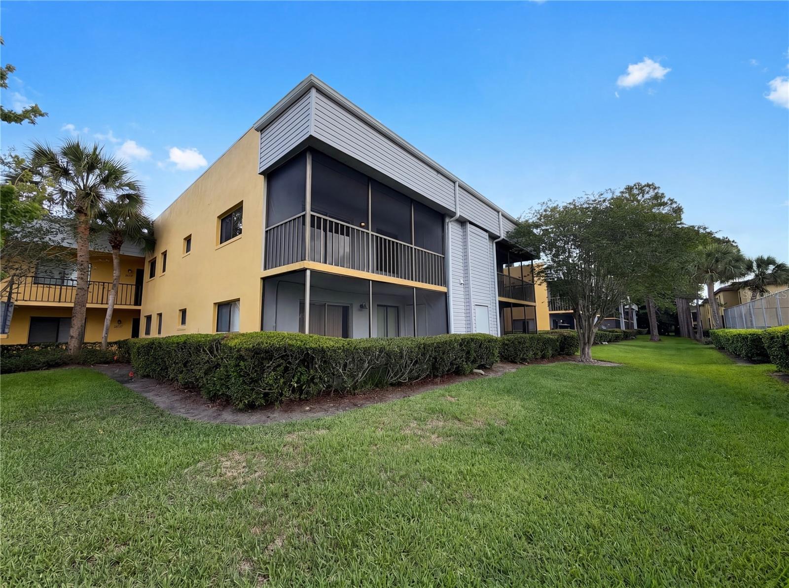 LAKEVIEW CONDO 03, ORLANDO, FL, 32822