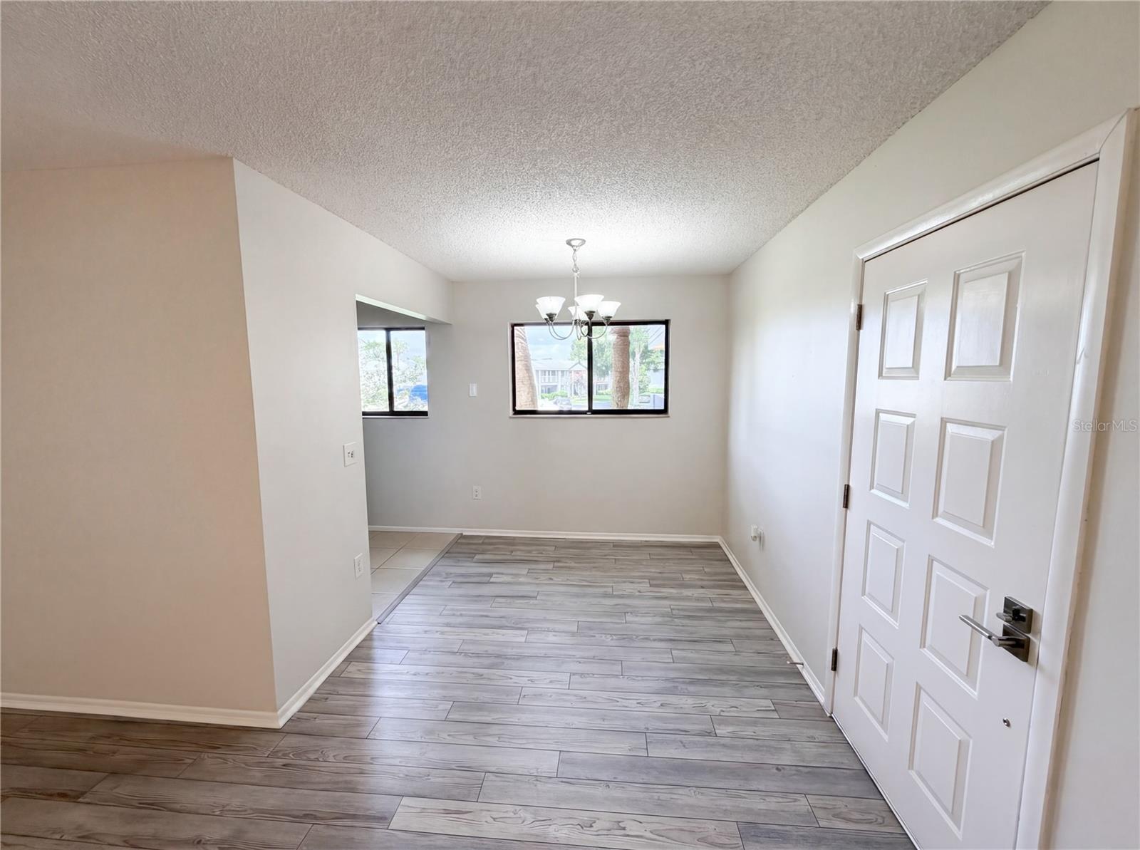 LAKEVIEW CONDO 03, ORLANDO, FL, 32822