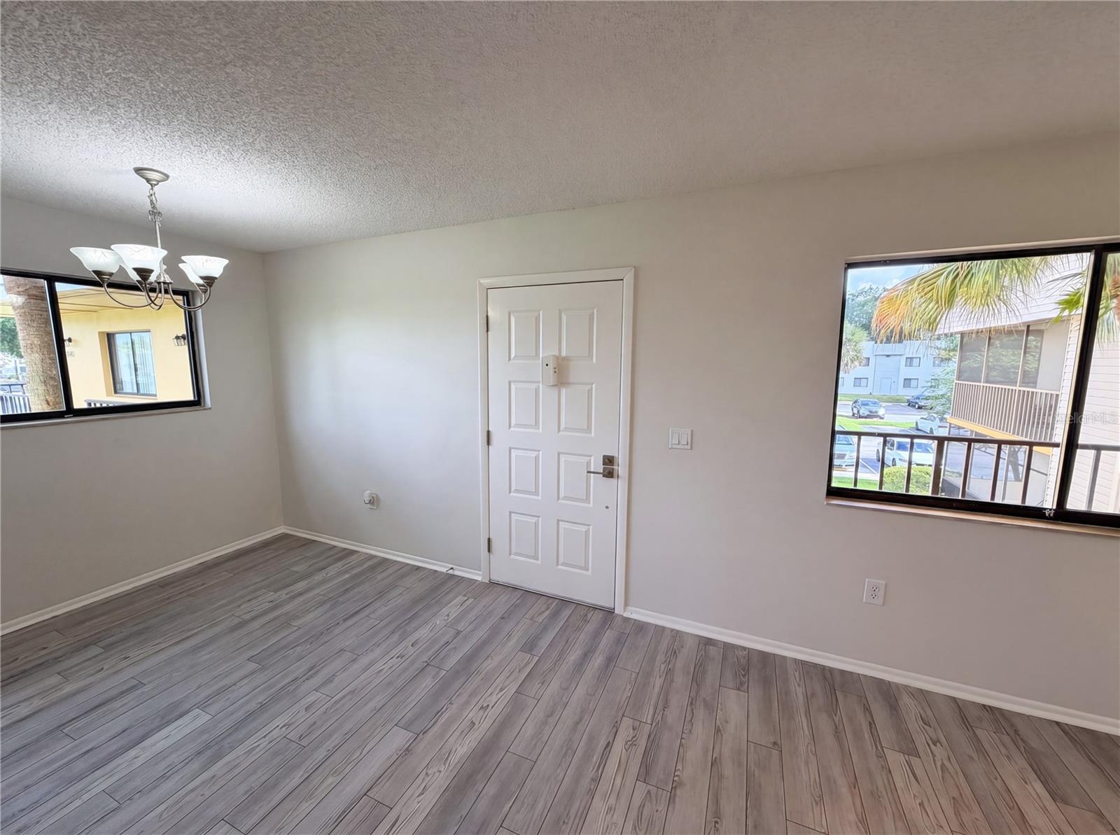 LAKEVIEW CONDO 03, ORLANDO, FL, 32822