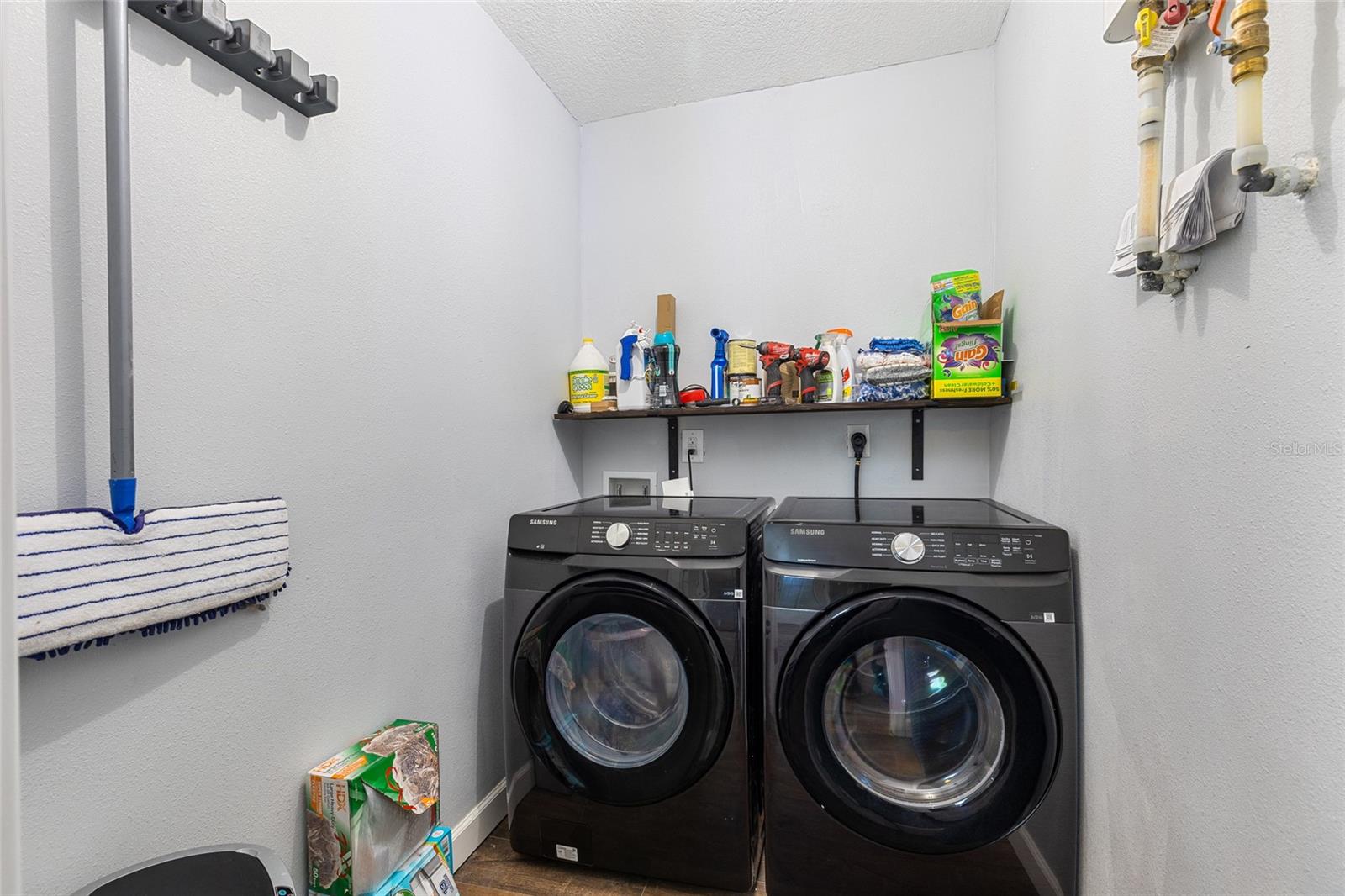 234 W MAGNOLIA ST, APOPKA, FL, 32703