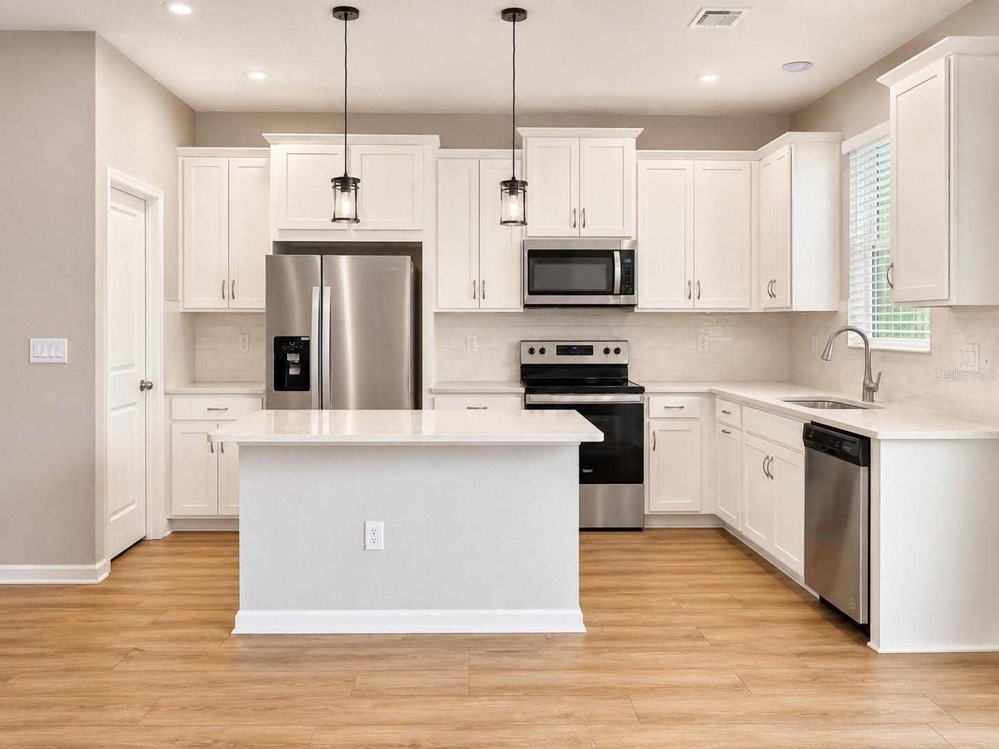 1043 SPRING PALM LOOP, ORLANDO, FL, 32828