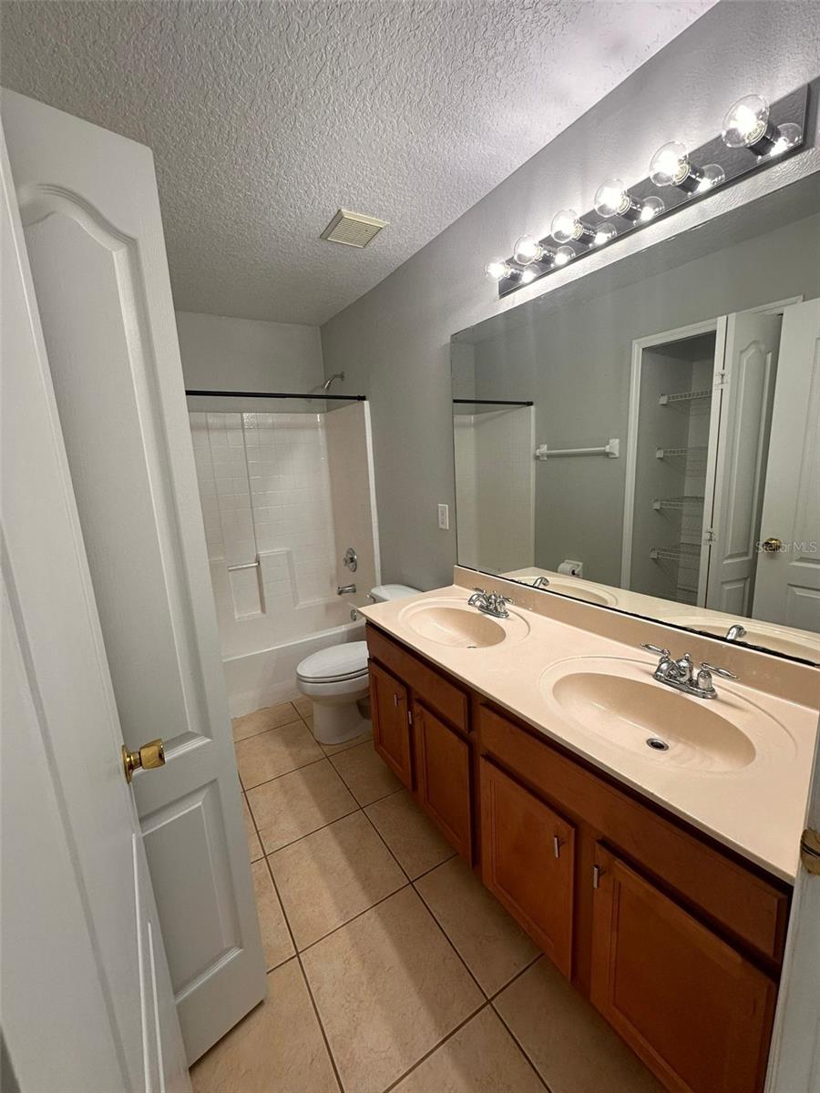 420 MARATHON LN, SANFORD, FL, 32771