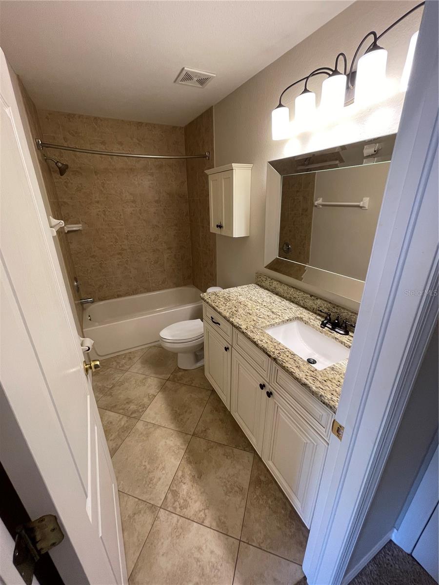 11219 CEDAR HOLLOW LN, TAMPA, FL, 33618