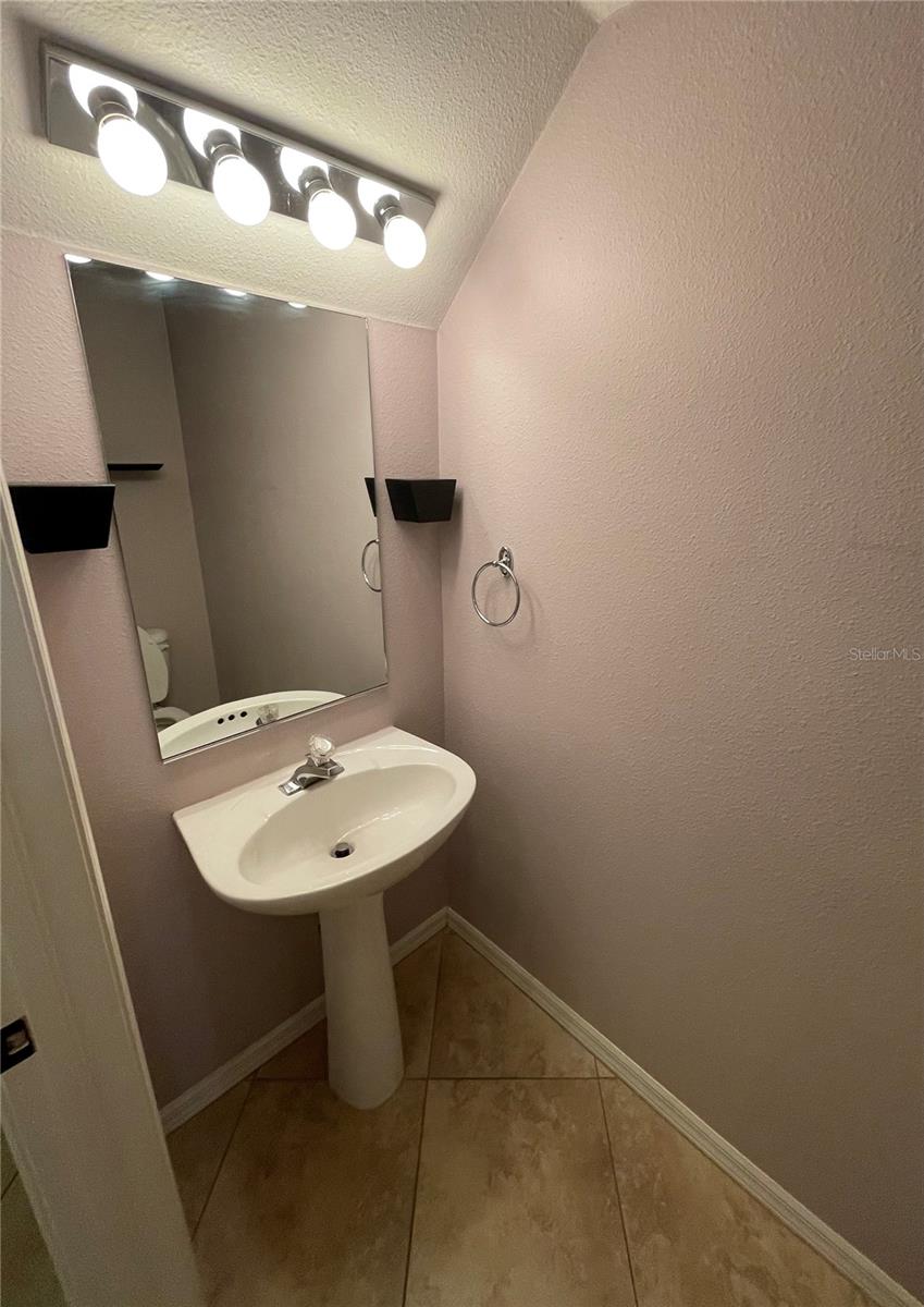 11219 CEDAR HOLLOW LN, TAMPA, FL, 33618