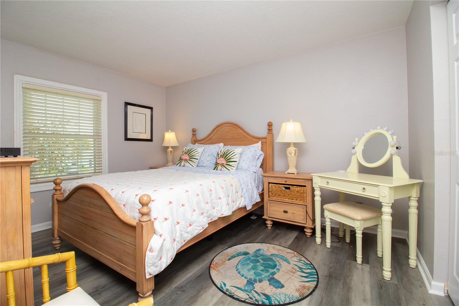5282 BEACH DR SE #APT D, ST PETERSBURG, FL, 33705