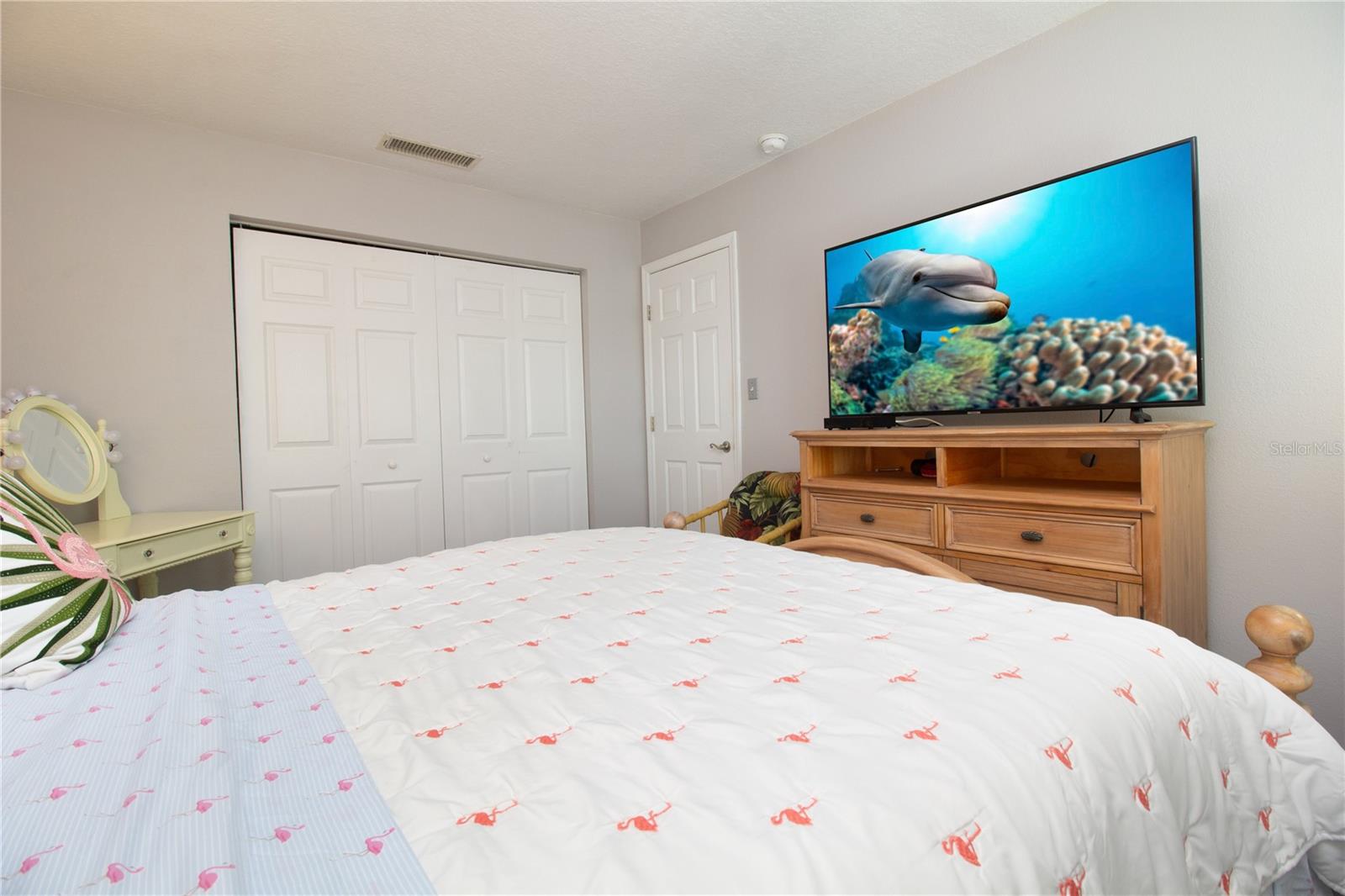 5282 BEACH DR SE #APT D, ST PETERSBURG, FL, 33705