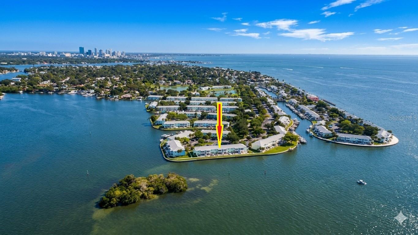 5282 BEACH DR SE #APT D, ST PETERSBURG, FL, 33705