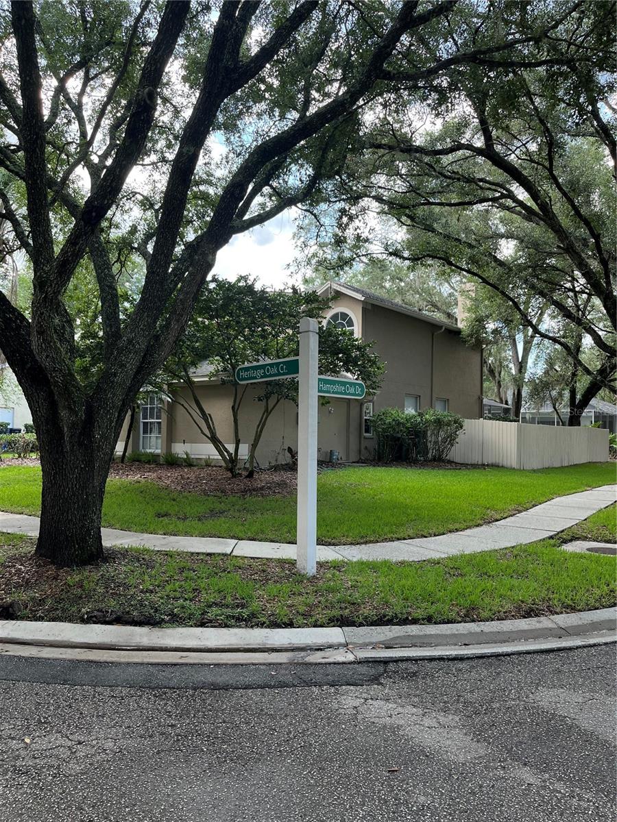 9318 HERITAGE OAK CT, TAMPA, FL, 33647