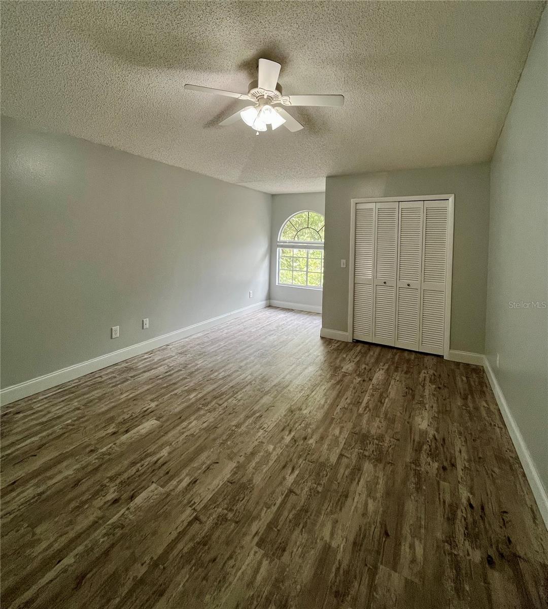 9318 HERITAGE OAK CT, TAMPA, FL, 33647