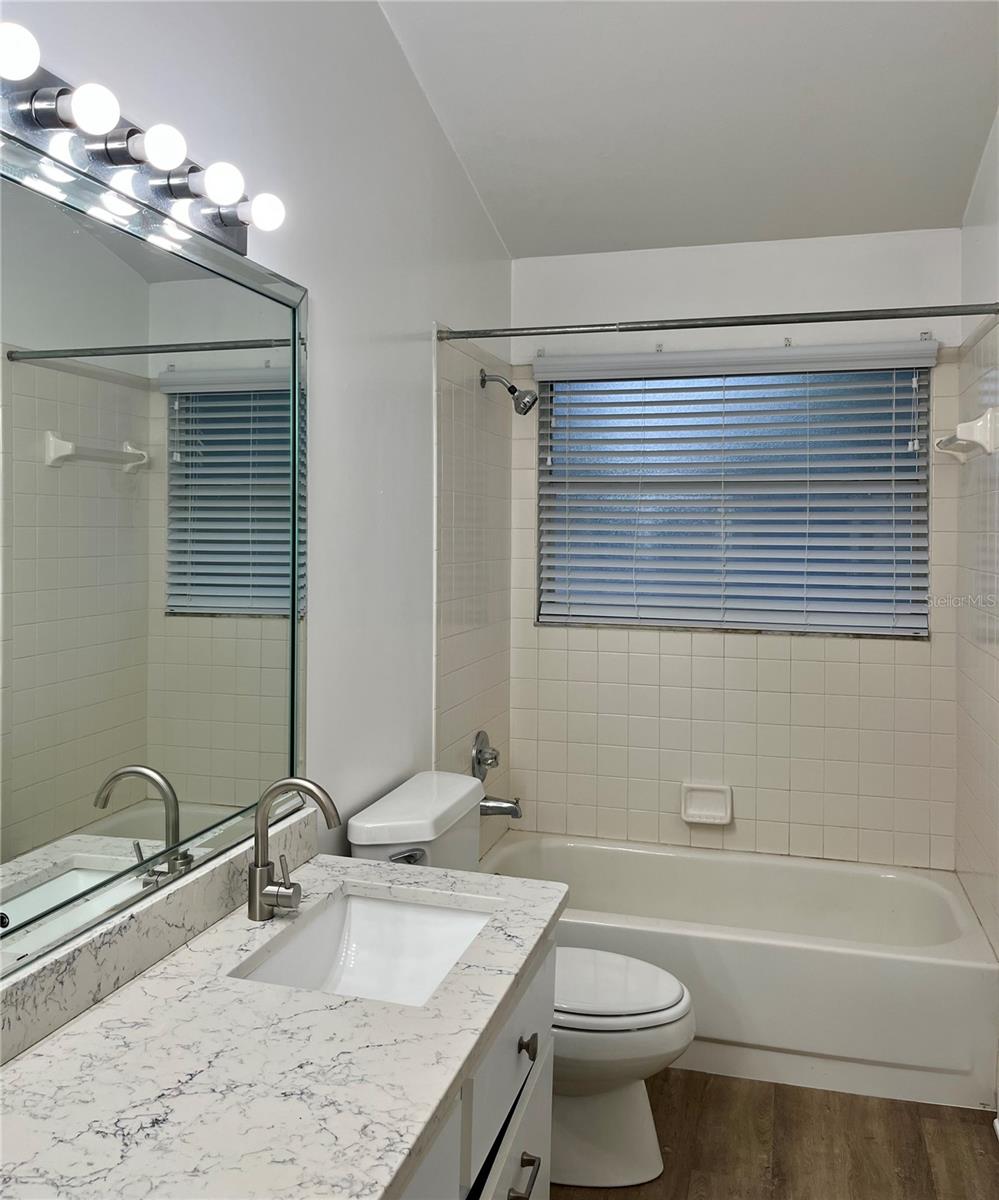 9318 HERITAGE OAK CT, TAMPA, FL, 33647