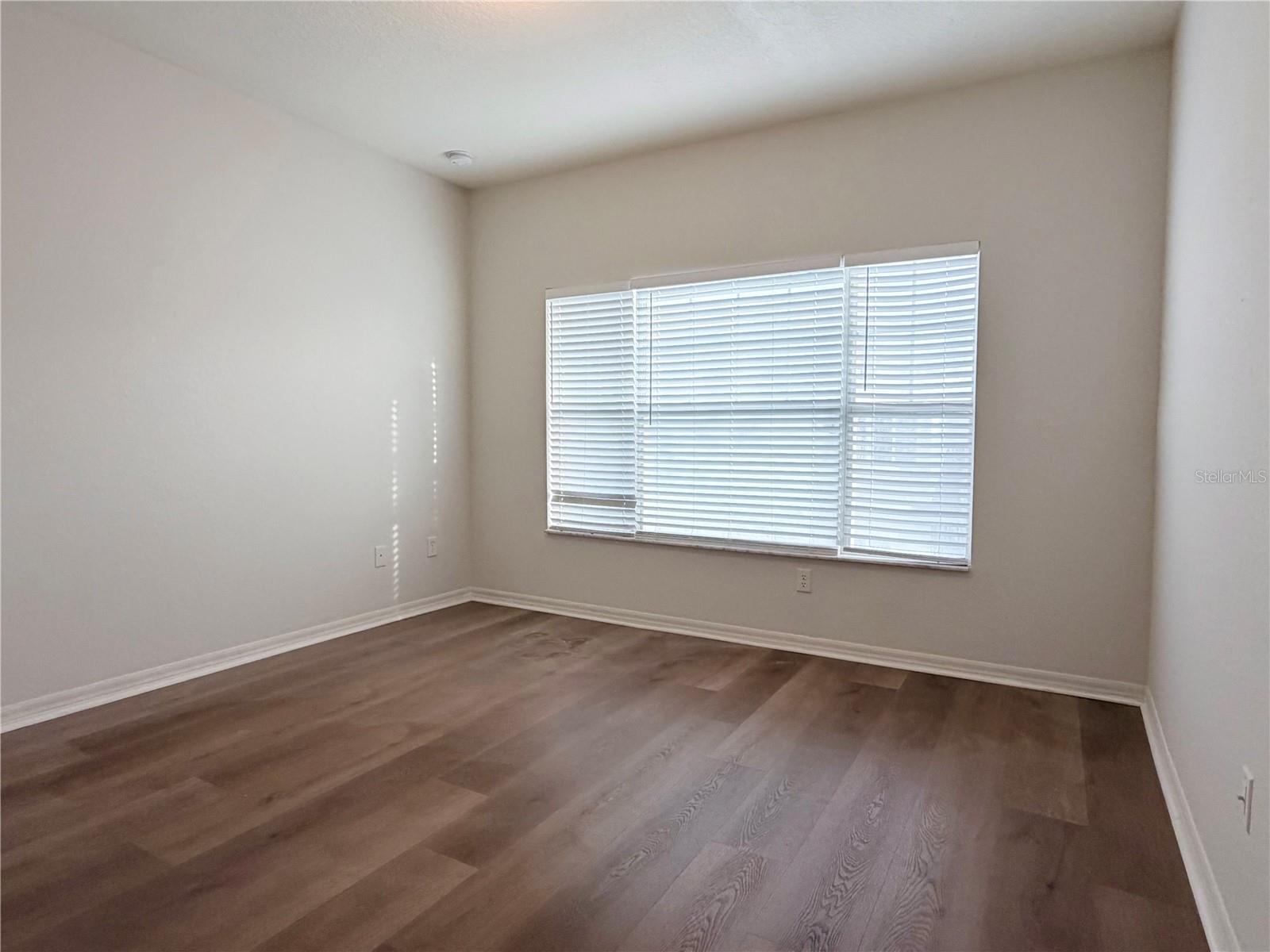 2334 GRAND CENTRAL PKWY #17, ORLANDO, FL, 32839
