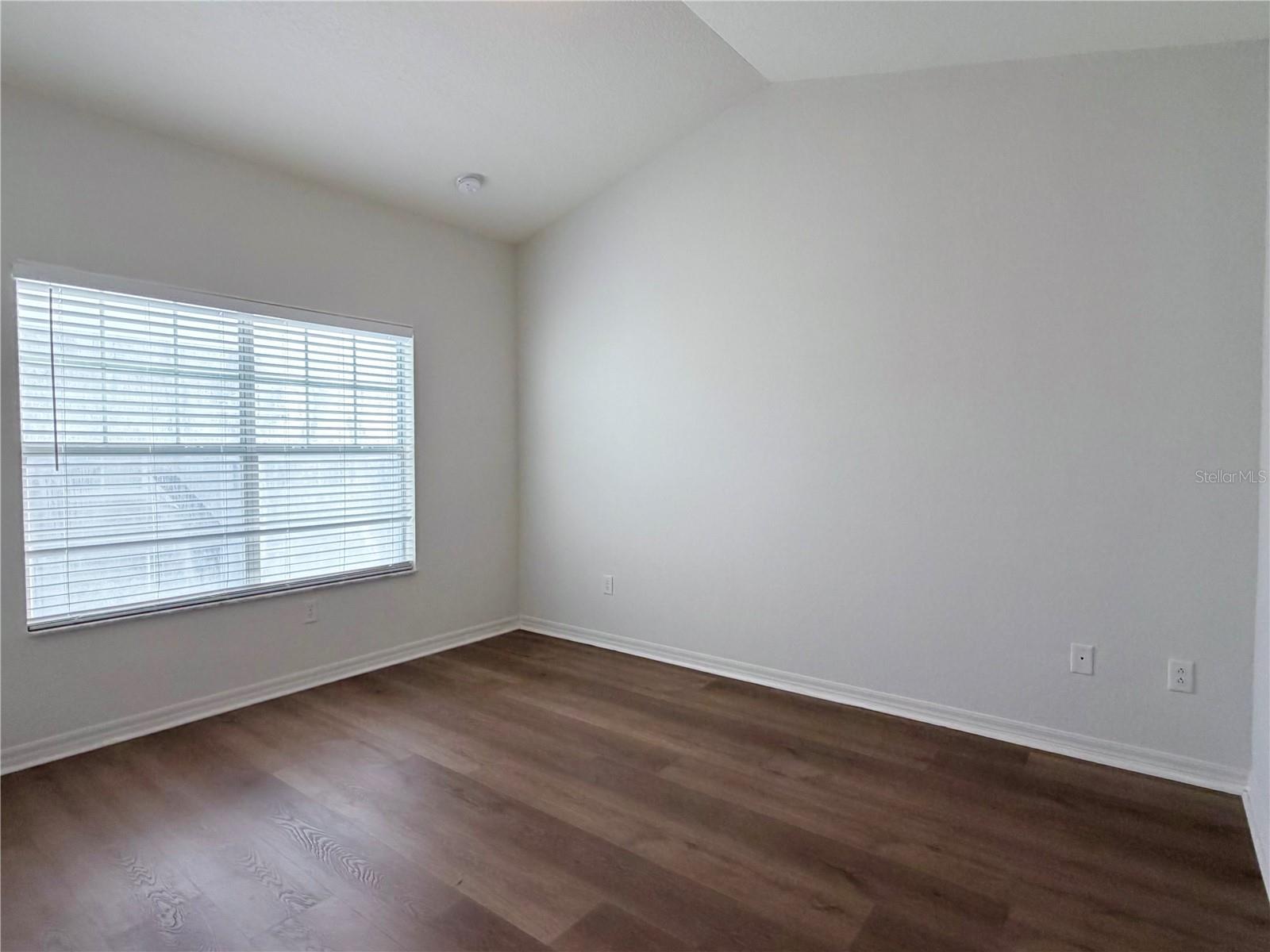 2334 GRAND CENTRAL PKWY #17, ORLANDO, FL, 32839
