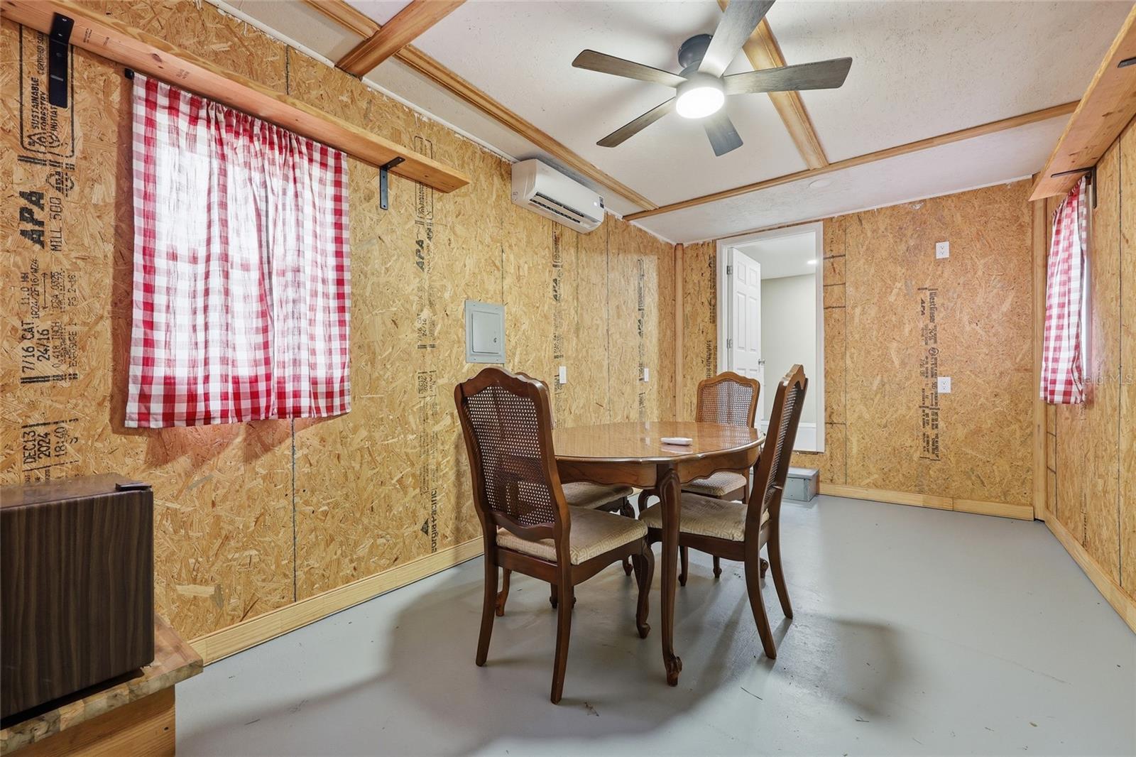 12471 SW TUSTENUGGEE AVE, FORT WHITE, FL, 32038