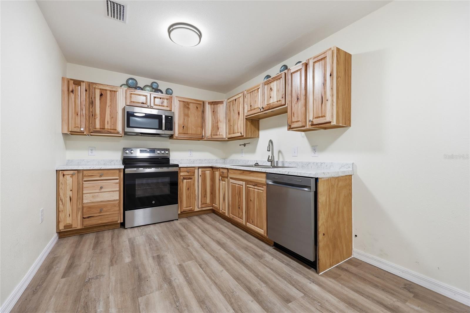 12471 SW TUSTENUGGEE AVE, FORT WHITE, FL, 32038
