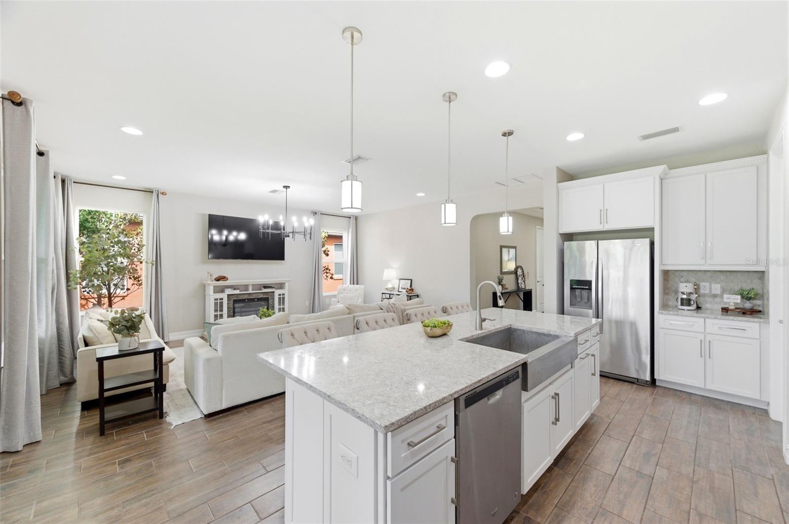 28930 REVARO LN, WESLEY CHAPEL, FL, 33543